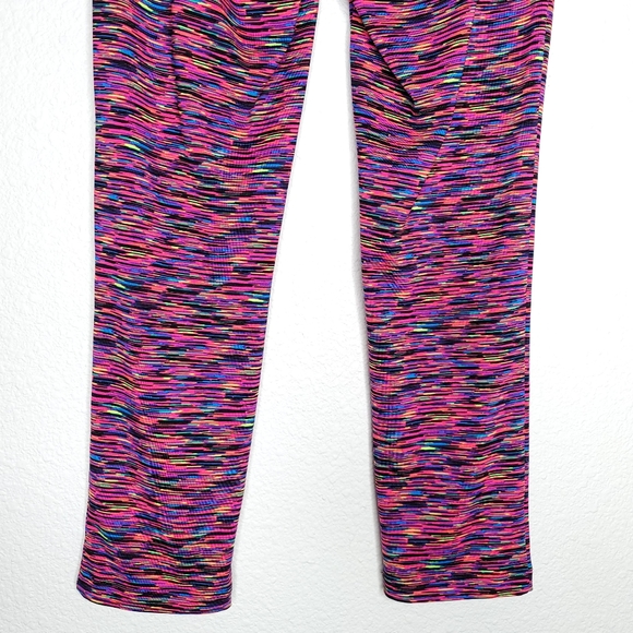 Flirtitude Active Flirty Workout Crop Legging Pant - Picture 3 of 6